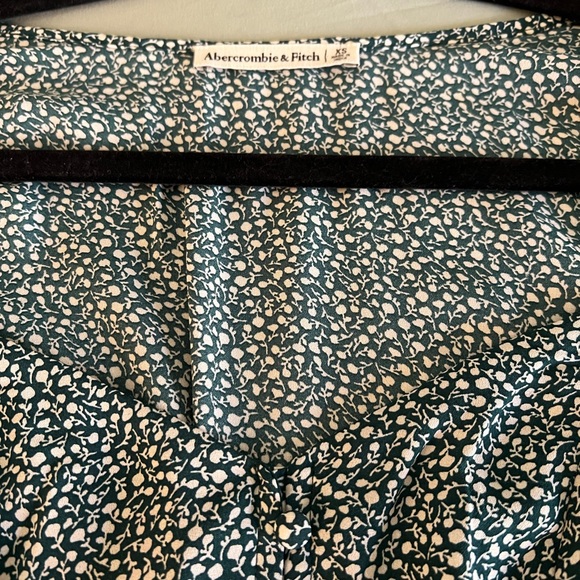 Abercrombie Long Sleeve Blouse - Picture 7 of 8